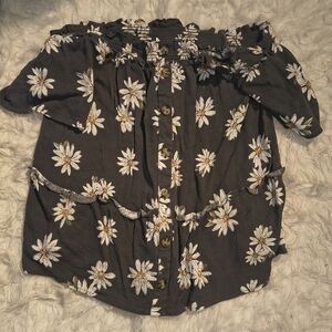 Maurices Gray Floral Top